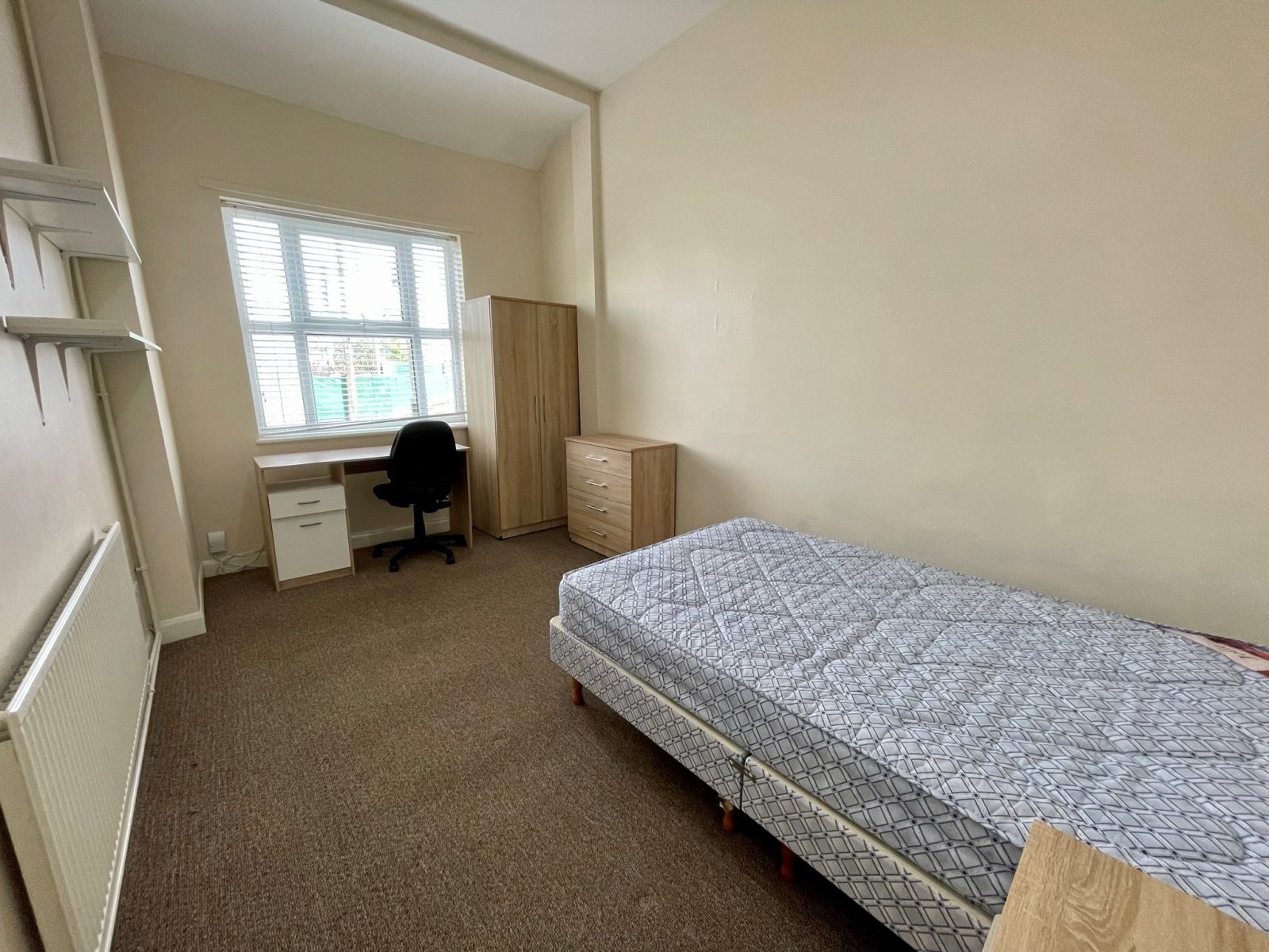 Knighton Fields Road East, Leicester LE2 6DR Priya Properties